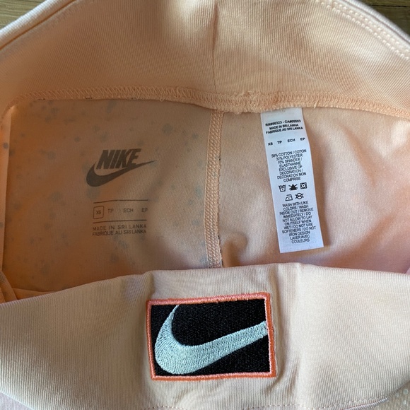 Nike Sportswear Leg-A-See High-Rise Leggings XS - Washed Coral ✨ - Picture 5 of 7
